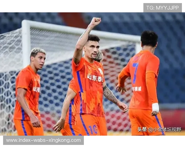 山东泰山连续施压推进不断突破边线 山东泰山连续施压推进不断突破边线